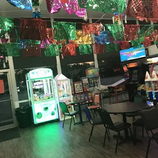 This place has it all: arcades, community, tables to visit, and board games to break the ice. And lots &amp; lots of flair!!