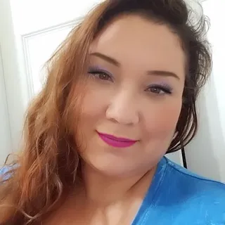 Tamy C.