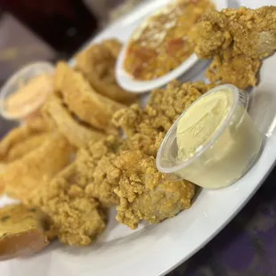  plate of fried food