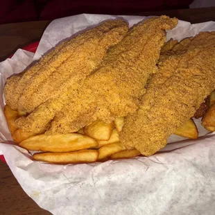 fried fish and french fries