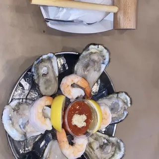 A10. Raw Oysters