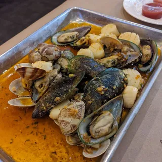 S9. Extra Crazy Special Sauce