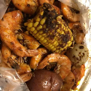 1 lb Shrimp in Cajun x Garlic Butter