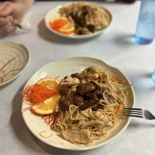 Yaki soba (chicken and steak)