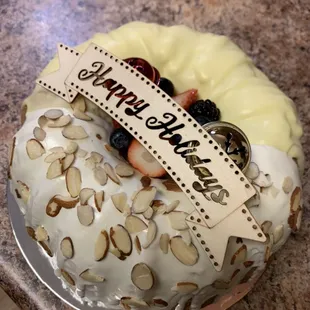 Half &amp; Half Bundt Cake Lemon and Almond