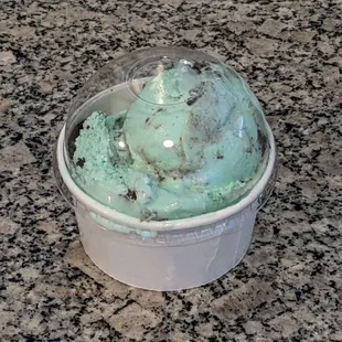 Oreo mint (lid on)