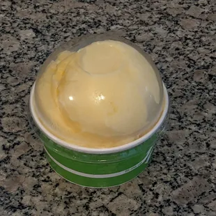 Pineapple (lid on)