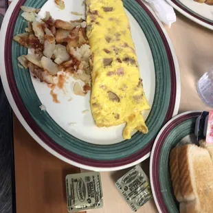3 Meatlovers Omelette