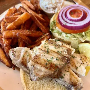 Crazy Fish Bar & Grill