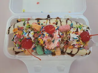 Del Valle Antojitos Y Neveria