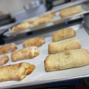 Pepperoni rolls