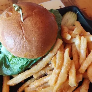 Crazy Horse Saloon burger