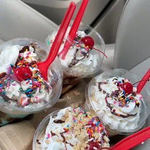 Churro sundae w/ butter pecan ice cream .