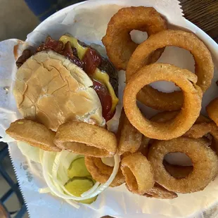 Bacon cheese w onion rings