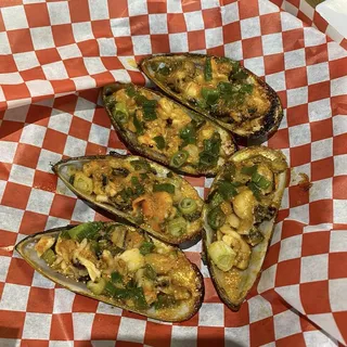 Baked Mussels 6 Pcs