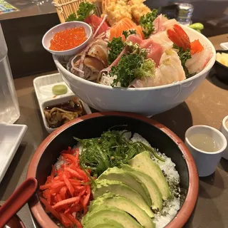 CRAZY Chirashi Premium