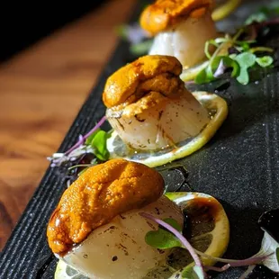 King Scallops w/Uni