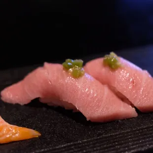 toro nigiri
