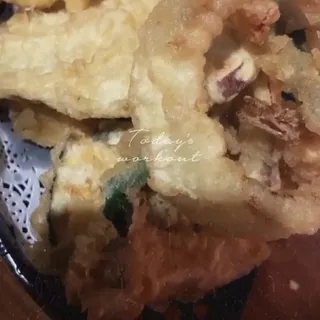 VEGETABLE TEMPURA ROLL