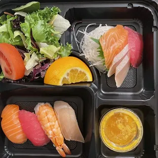 SASHIMI SALAD