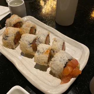YELLOWTAIL ROLL
