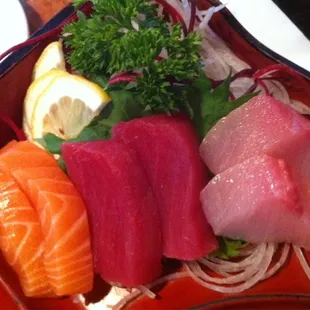 food, sashimi, sushi, sushi and sashimi