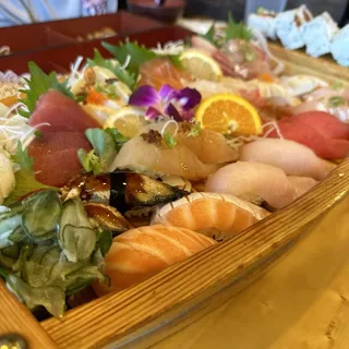 Sushi & Sashimi Boat