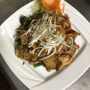 Pad see ew noodle dish