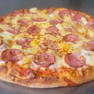 Hawaiian Pizza! Sweet and Savory