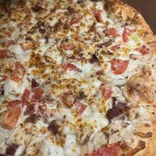 Grilled Chicken Bacon Ranch pizza was so good! The ranch sauce was the perfect amount of flavor, not overpowering.