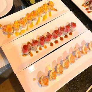 Mango Tango Roll (T) 
 Cajun Garlic Tuna Roll (M)
 Salmon Ceviche Roll (B)