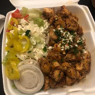 Spicy chicken gyro bowl