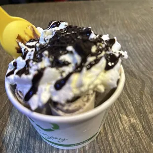 Cookies &amp; Cream Rolled Ice Cream