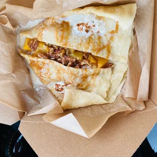 Peach Crepé  This is amazingly great not too sweet it's perfect! You must try