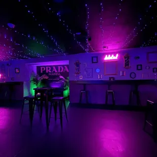 Cream Cocktail Lounge