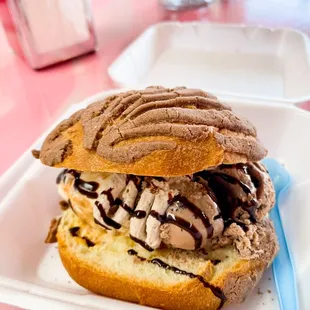 the conche ice cream sandwich