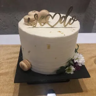 This beautiful yummy wedding cake