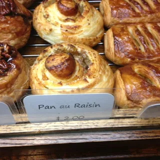 Pan Au Raisin