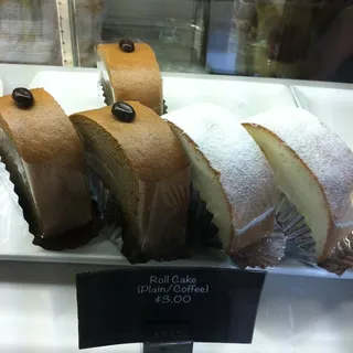 Roll Cake (Plain / Coffee)