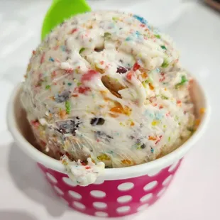Fruity pebbles ice cream