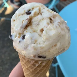 S&apos;mores mini scoop ice cream cone