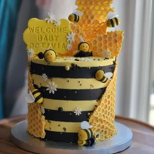 Bee themed baby shower cake!