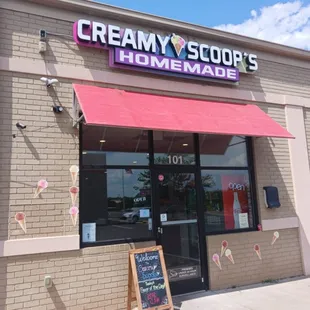Creamy Scoops entrance