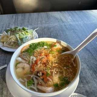 20. House Special Noodle