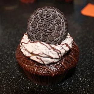 Double chocolate cake with Oreo frosting