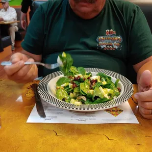 Spinach salad