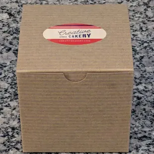 Cupcake box