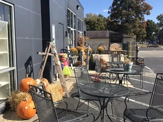 The Farm Table On 62