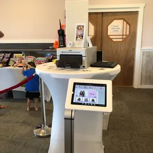 Having fun at Kara's Grad Party!! Creative image Photobooth has so many props to choose from!! #creativeimagephotobooth