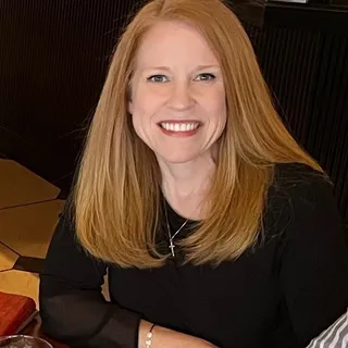 Chelise H.